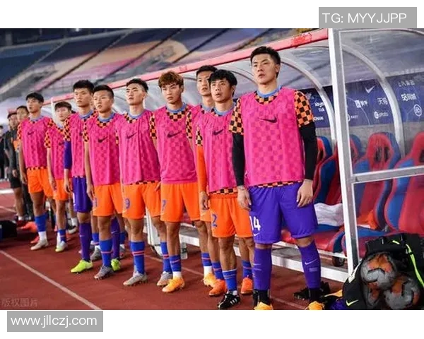 北京足球队近期状态深度对比分析揭示球队潜力与挑战